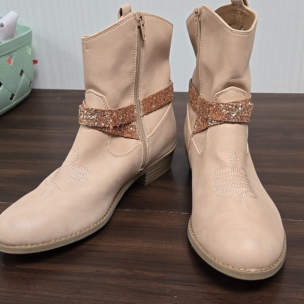 DV by Dolce Vita Size 5 Girls Pale Pink Sparkly Lemona Cowgirl Boots